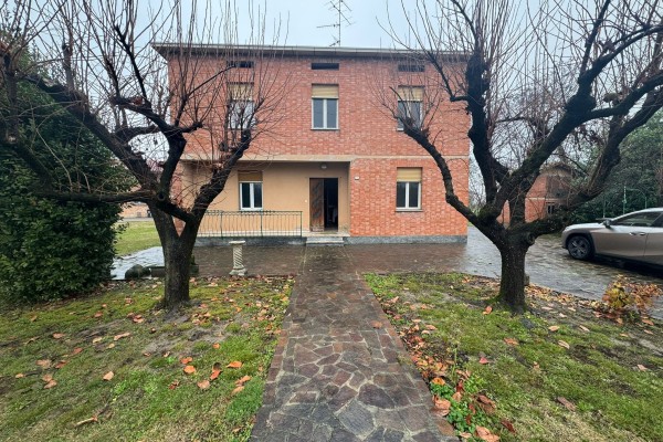 Casa Indipendente In Vendita A