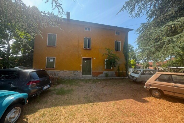 Casa Indipendente In Vendita A