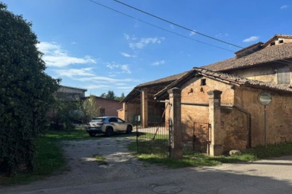 Casa Indipendente In Vendita A