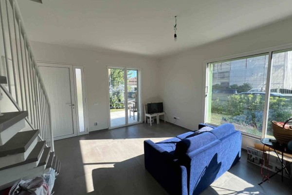 Casa Semi Indipendente