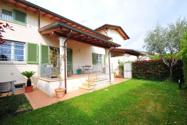 Casa Semi Indipendente