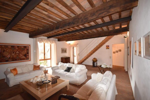 Dimora Storica In Vendita A Pi