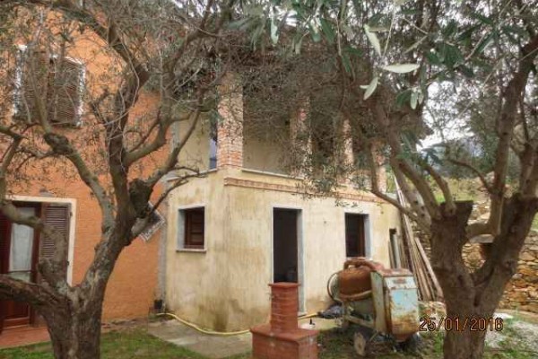 Casa Semi Indipendente