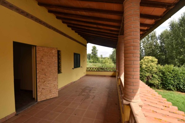 Tenuta In Vendita A Pietrasant