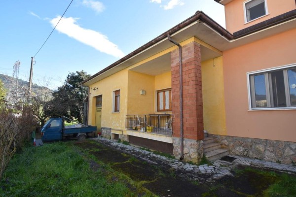 Casa Semi Indipendente