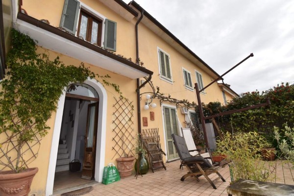 Villetta A Schiera In Affitto 