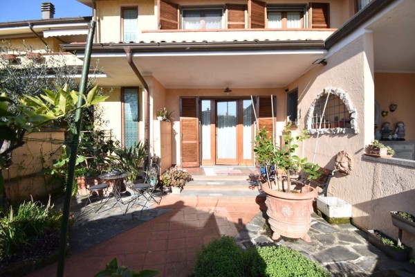 Villetta A Schiera In Vendita 