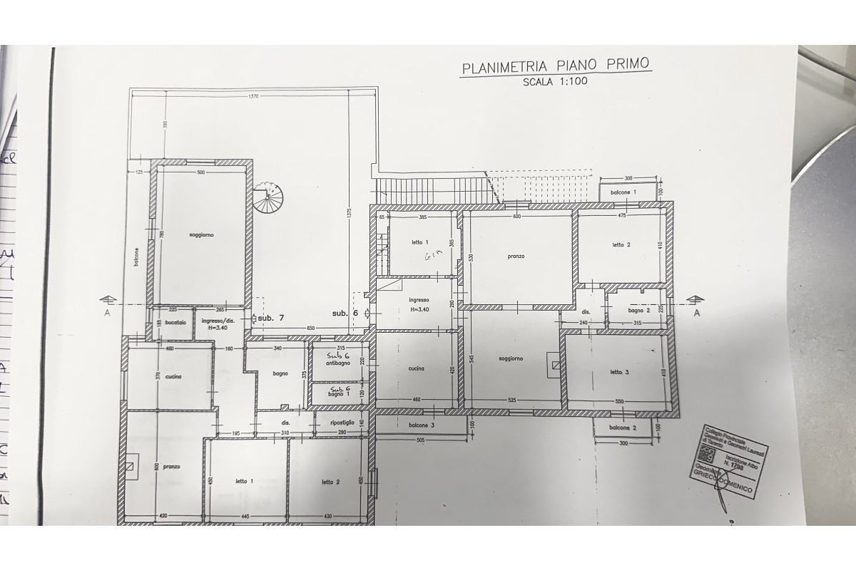 Agenzia Immobiliare GOLDEN CASA IMMOBILIARE DI FEDELE CLAUDIA & C. S.A.S. - Planimetria 1