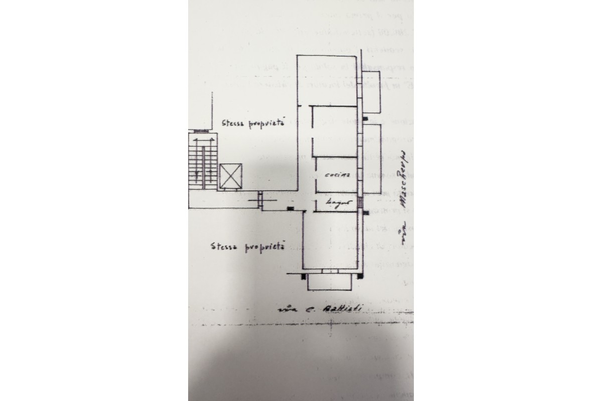Agenzia Immobiliare GOLDEN CASA IMMOBILIARE DI FEDELE CLAUDIA & C. S.A.S. - Planimetria 1