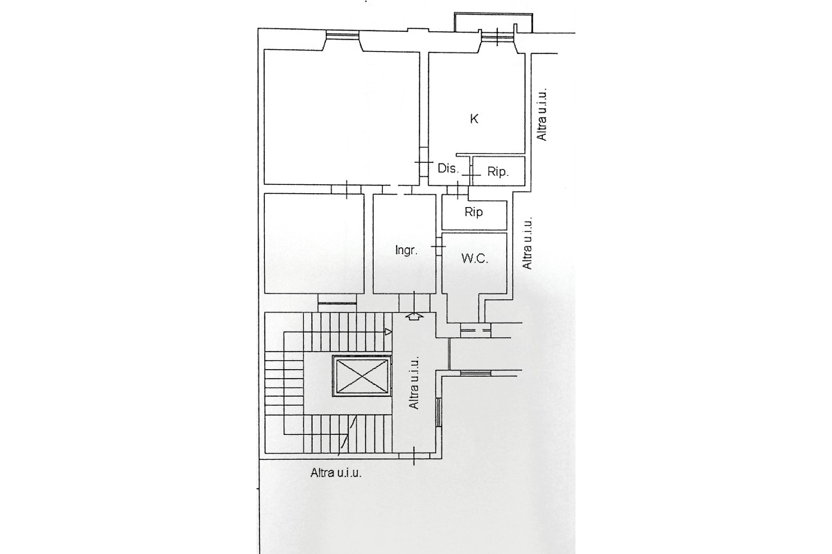 Agenzia Immobiliare GOLDEN CASA IMMOBILIARE DI FEDELE CLAUDIA & C. S.A.S. - Planimetria 1