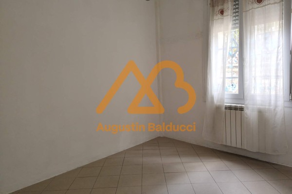 Appartamento In Vendita A La S