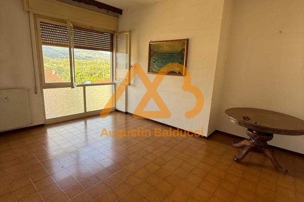 Appartamento In Vendita A Foll