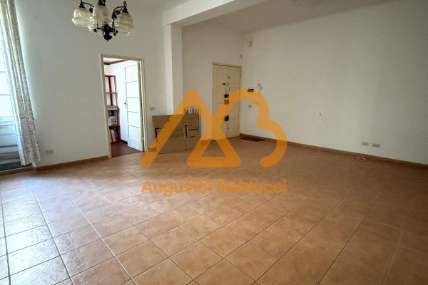 Appartamento In Vendita A La S