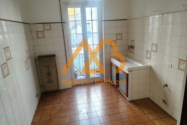 Appartamento In Vendita A La S