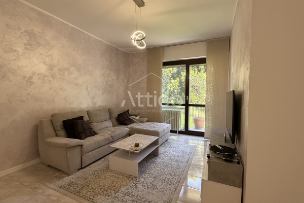 Appartamento In Vendita A Monz