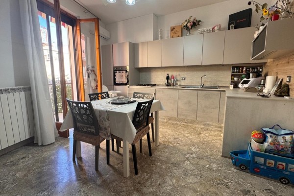 Appartamento In Vendita A Cora