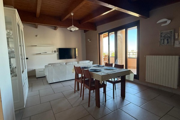 Appartamento In Vendita A Cora