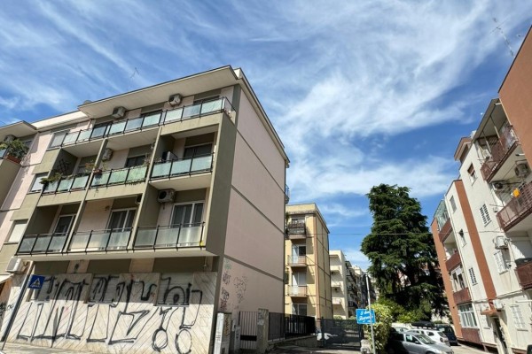 Appartamento In Vendita A Bari