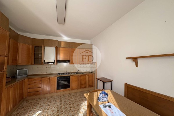 Appartamento In Vendita A Loan