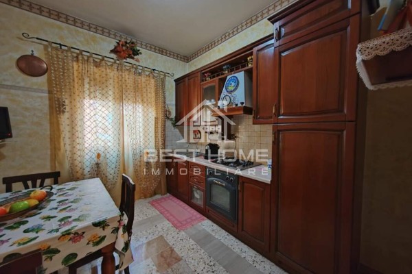 Quadrilocale In Vendita A Roma