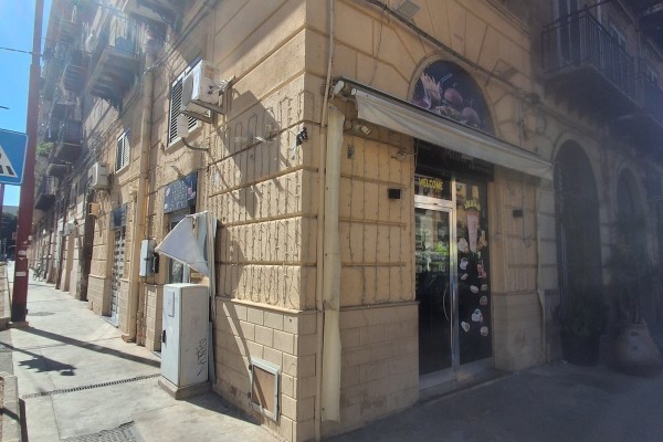 Locale Commerciale
