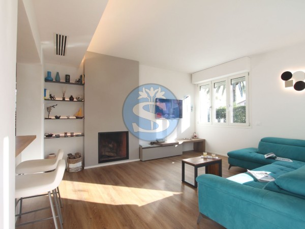 Villa in Rent a Forte Dei Marm
