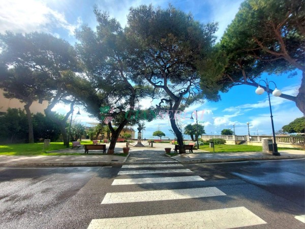 CENTRO FOLLONICA