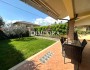 Elegante villa bifamiliare con