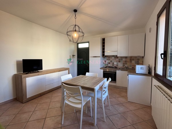 TRILOCALE 5 POSTI LETTO ZONA C...