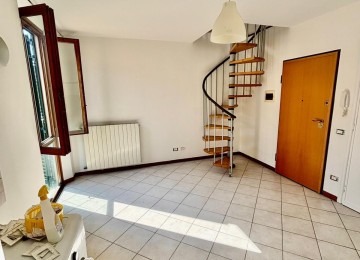 Limite sull'arno, trilocale al