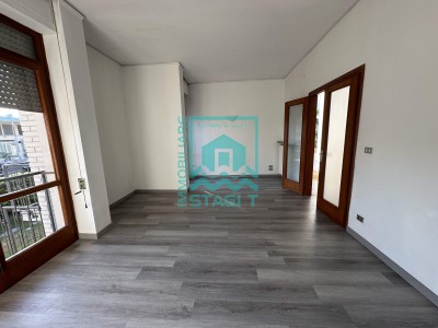 Appartamento Indipendente in Vendita a Camaiore 1 