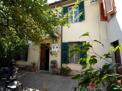 Foto immobile Casa Semi Indipendente in vendita, Capanne