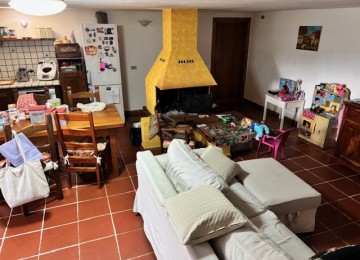 Lamporecchio, appartamento con