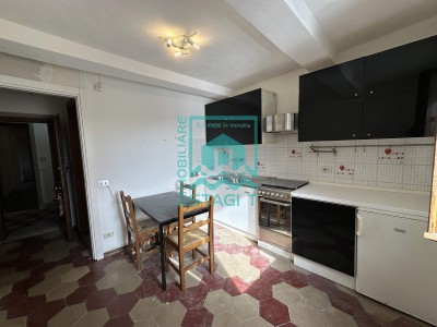 Appartamento in Vendita a Camaiore 0