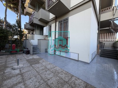 Appartamento in Affitto a Viareggio 1 