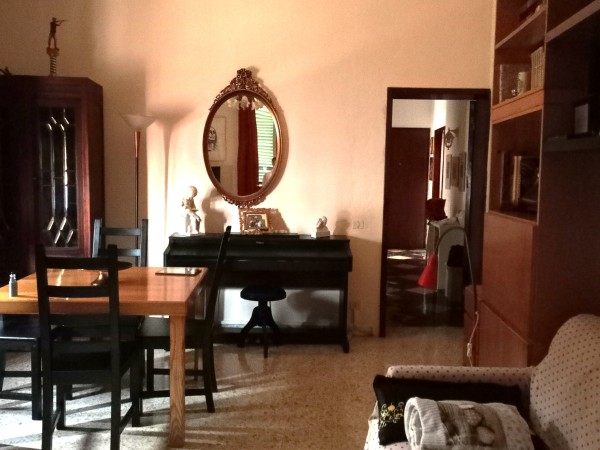 Empoli, in piccola palazzina, 