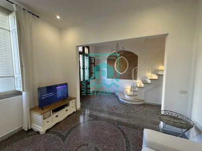 Villa Bifamiliare in Affitto a Camaiore 1 