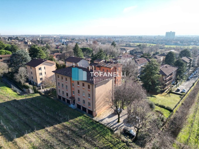 Ampio quadrilocale con box e c