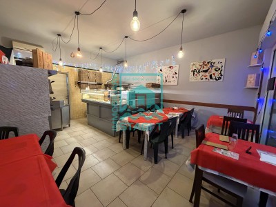 Lido di Camaiore: vendita g...