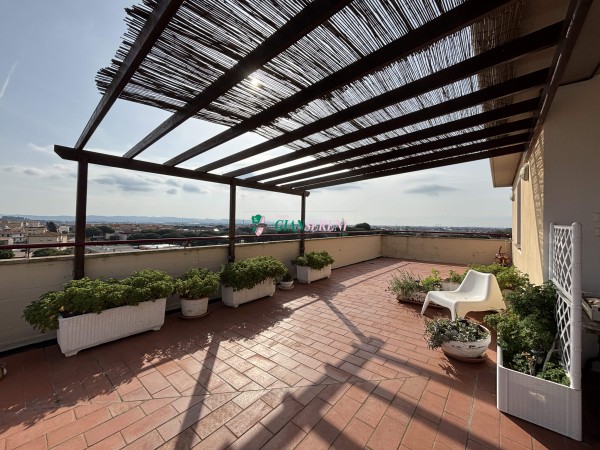 Bellissimo attico con terrazza...