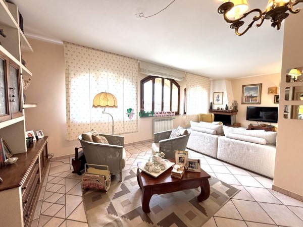 Attico di pregio su due livell...