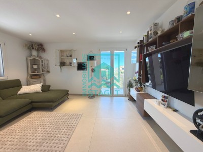 Appartamento In Villa in Vendita a Camaiore 0 