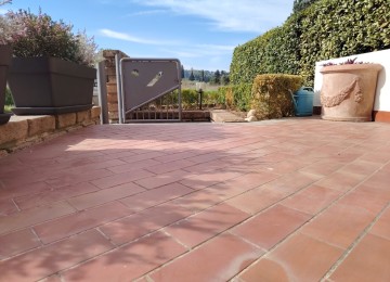 Empoli villanuova, ingresso in