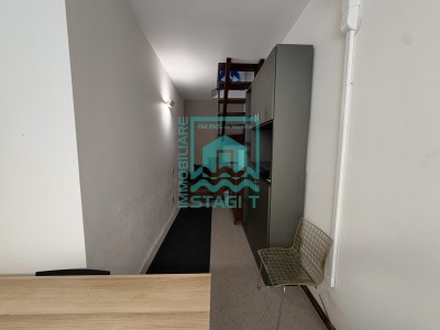 Ufficio in Vendita a Camaiore 1 