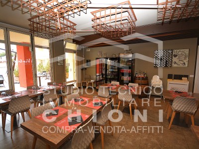 affitto Rif. A052 Fondo Commerciale a Cinquale