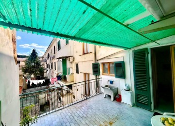 Empoli semicentrale. 5 vani (t