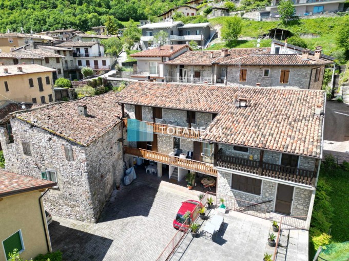 Porzione di bifamiliare con te