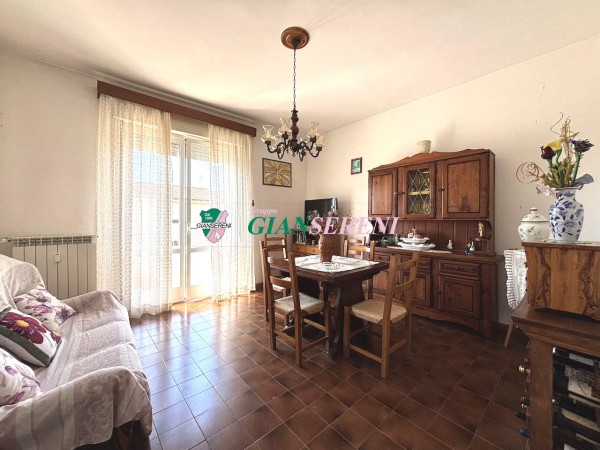 Appartamento di 130 mq con gar...