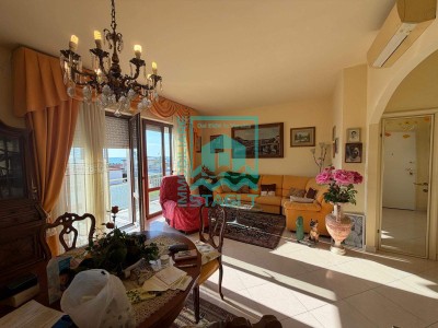 Appartamento in Vendita a Camaiore 1 