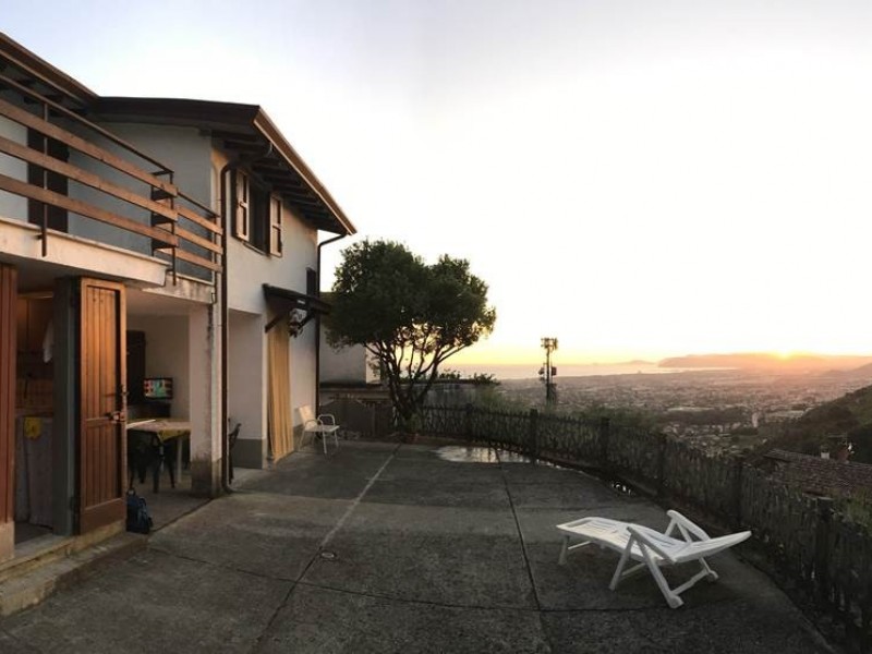 Montignoso casa semindipendente con vista panoramica rif 667